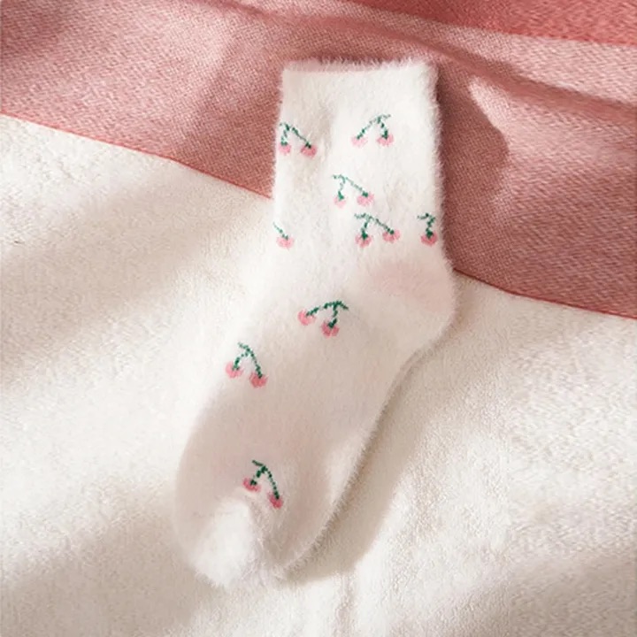 🌸 جوارب شتوية قطيفة منفوشة — 6